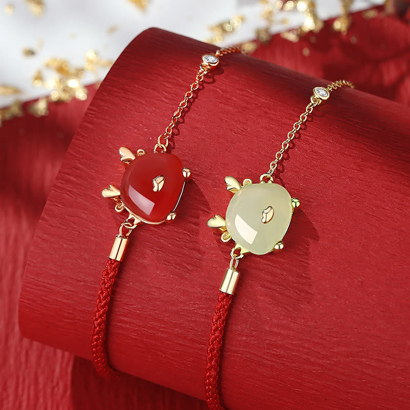 Drachenschmuck | Schutzarmband aus Hetian-Jade und rotem Achat