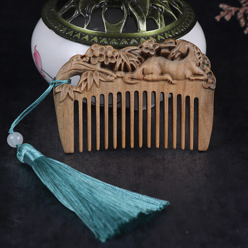 Green Sandalwood Engraved Cure Tassel Comb for Tranquility
