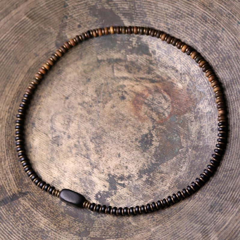 Doppelt gewickeltes Armband aus Ebenholz und grünem Sandelholz für Ruhe