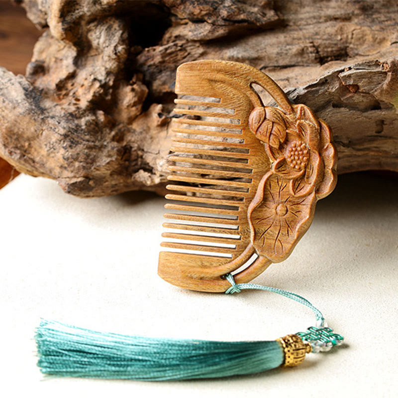 Green Sandalwood Lotus Flower Engraved Soothing Comb