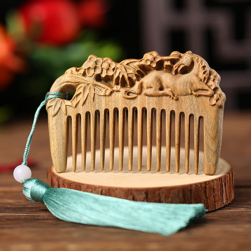 Green Sandalwood Engraved Cure Tassel Comb for Tranquility