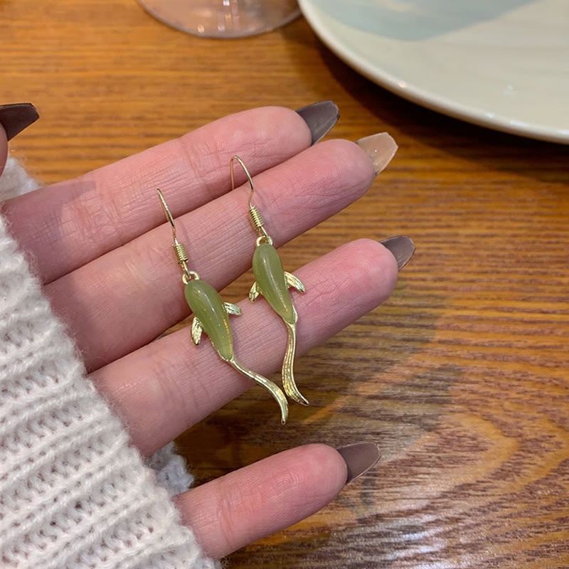 Glücksbringer-Ohrringe aus Jade mit Fischmuster