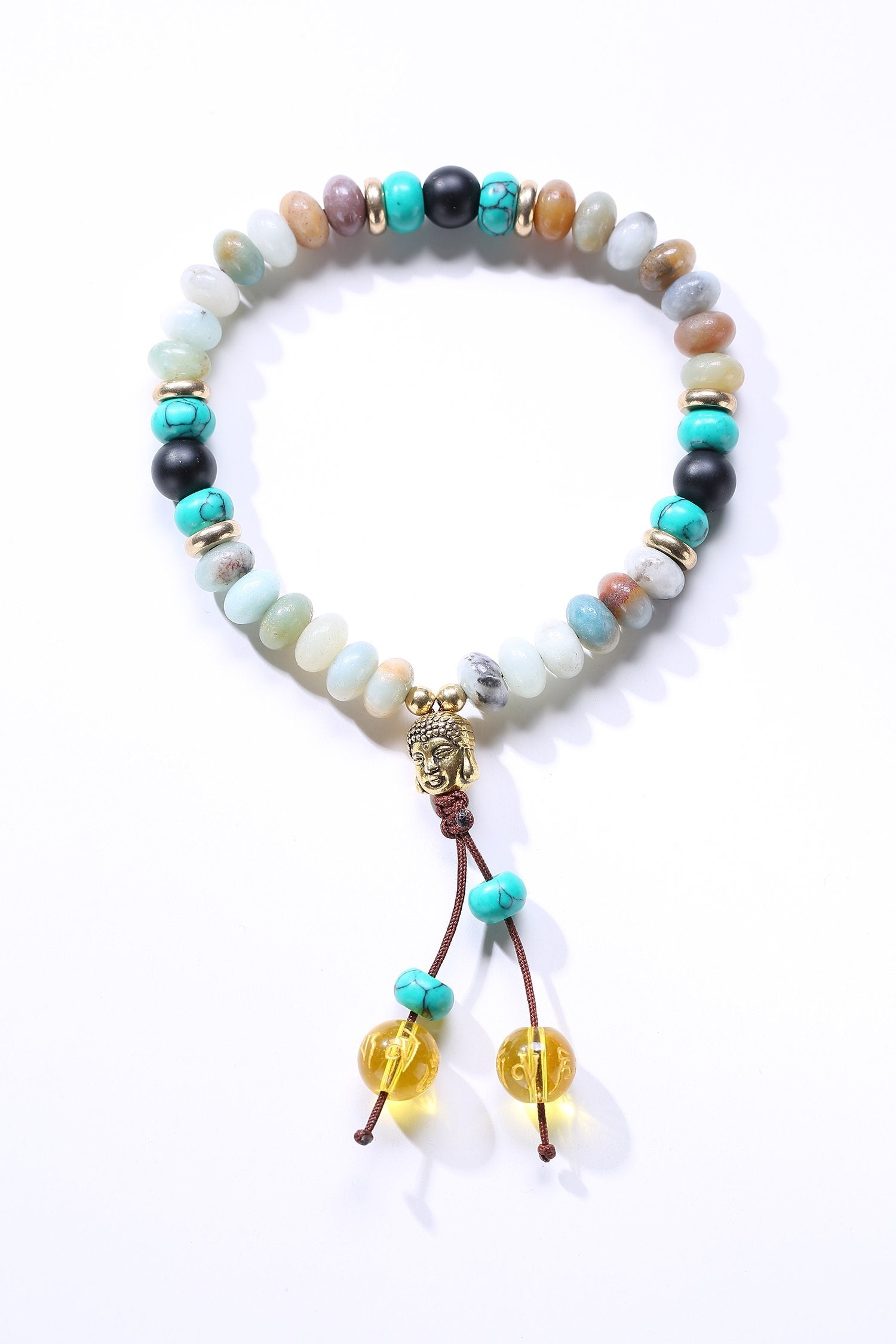 Flacher natürlicher Lapislazuli-Stein mit 6-Silben-Mantra-Quaste und Mala-Armband mit Buddhakopf-Charm