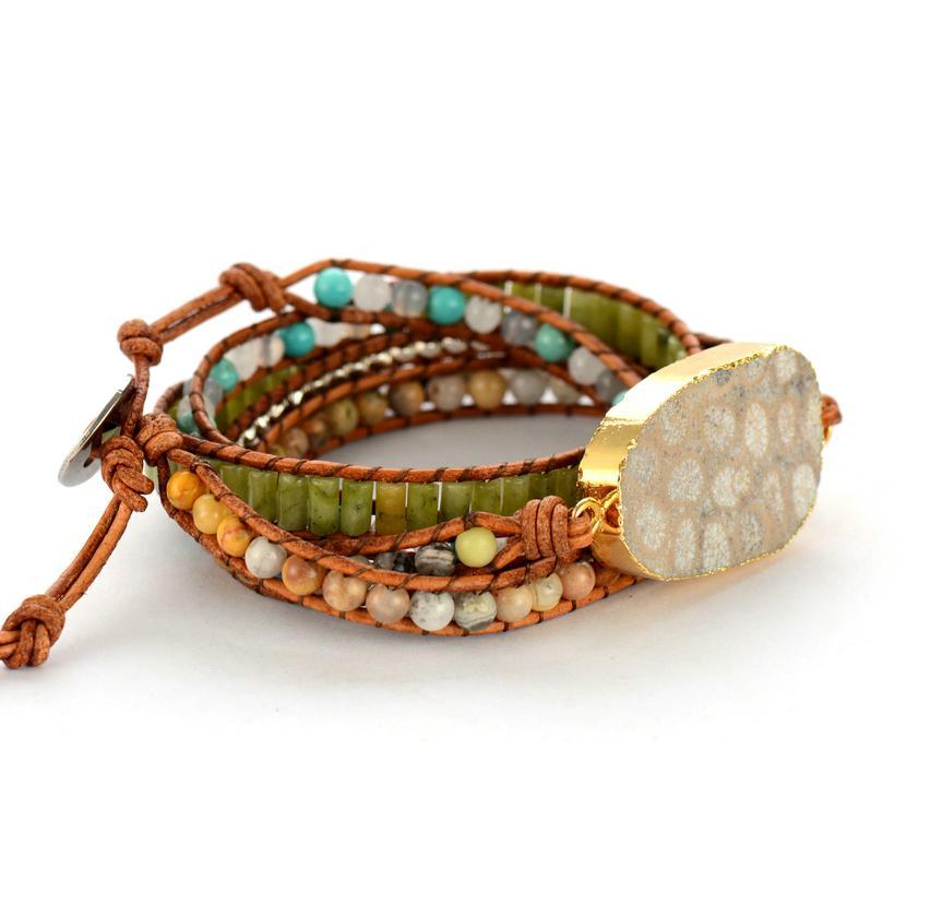 Mehrlagiges Wickelarmband aus fossilem Korallenstein