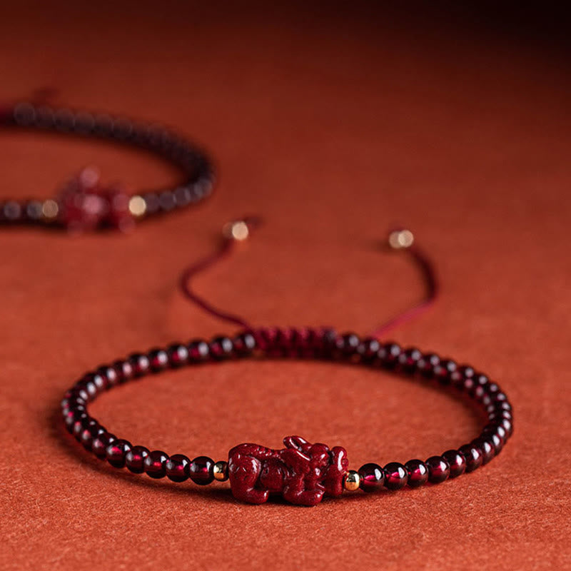 Granat-Zinnober-Pixiu-Armband für Ruhe und Segen