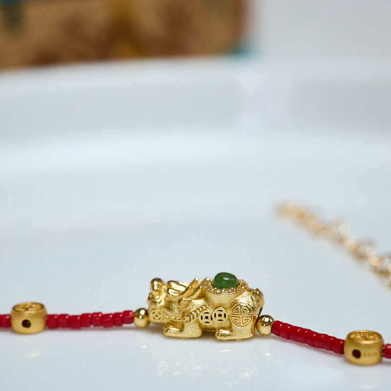 Vergoldetes PiXiu-Armband mit vierblättrigem Kleeblatt
