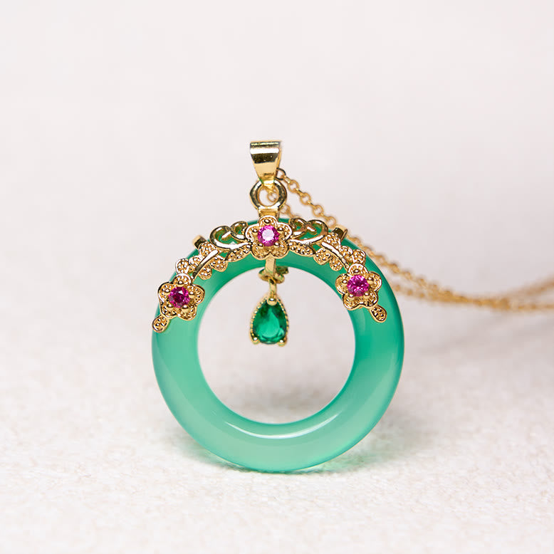 Grüne Chalcedon Peace Buckle Strength Halskette