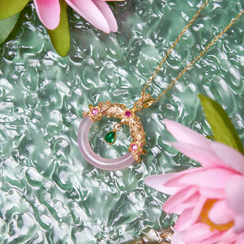 Grüne Chalcedon Peace Buckle Strength Halskette