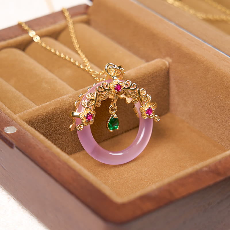 Grüne Chalcedon Peace Buckle Strength Halskette