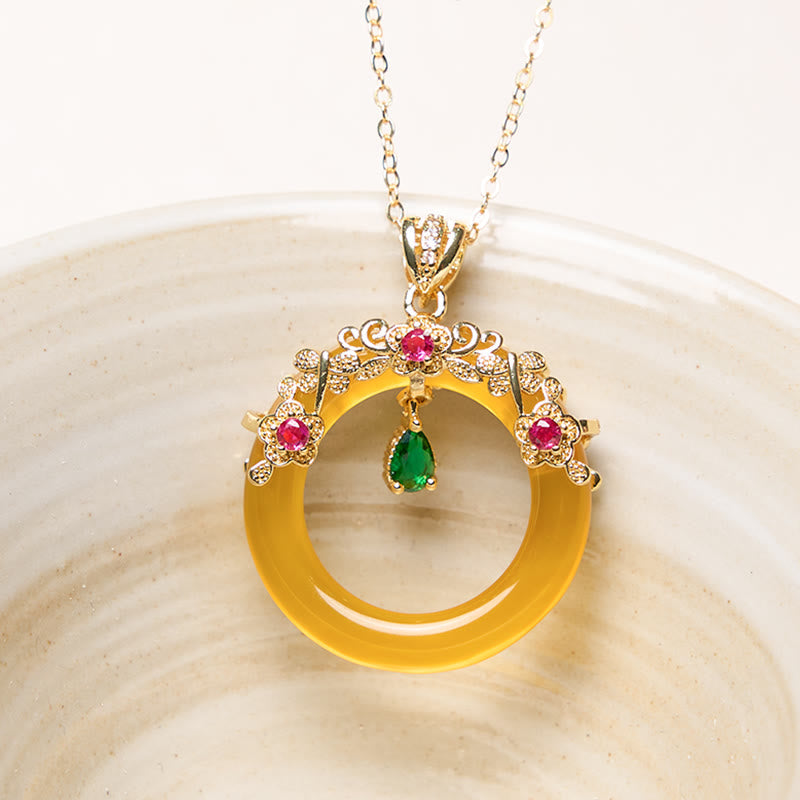 Grüne Chalcedon Peace Buckle Strength Halskette