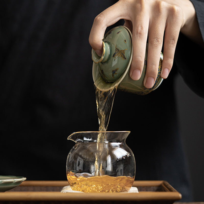 Grünes Gaiwan-Teeservice aus Porzellan | Schmetterlingsblumen- und Lachsdesign