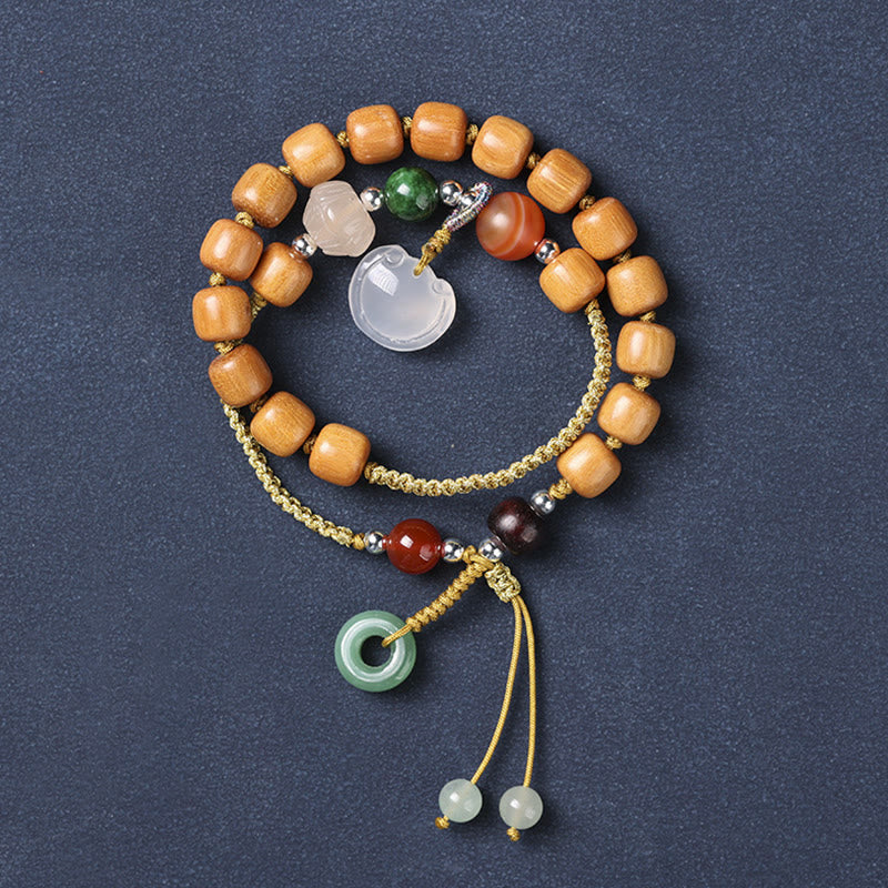 Grünes Sandelholz-Chalcedon-Armband mit Peace-Schnalle