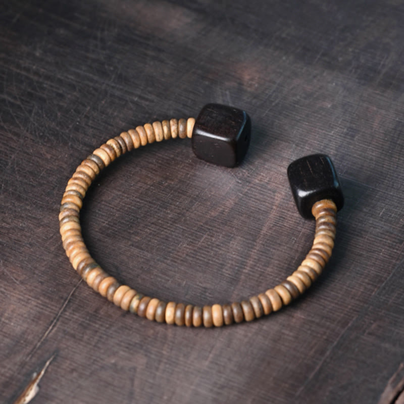Grünes Sandelholz-Würfel-Balance-Armband 16-17 cm