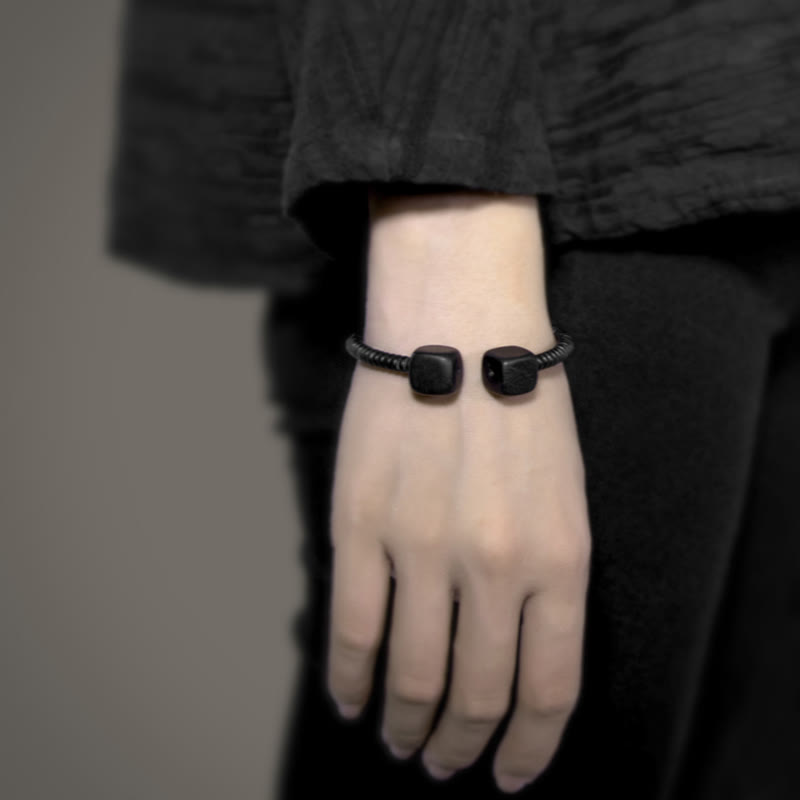 Grünes Sandelholz-Würfel-Balance-Armband 16-17 cm
