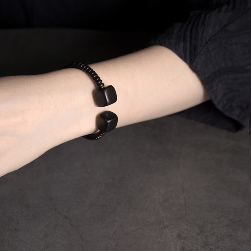 Grünes Sandelholz-Würfel-Balance-Armband 16-17 cm
