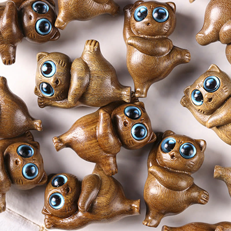 Tanzende Katzenfigur aus grünem Sandelholz, 3,7 cm, positive Energie