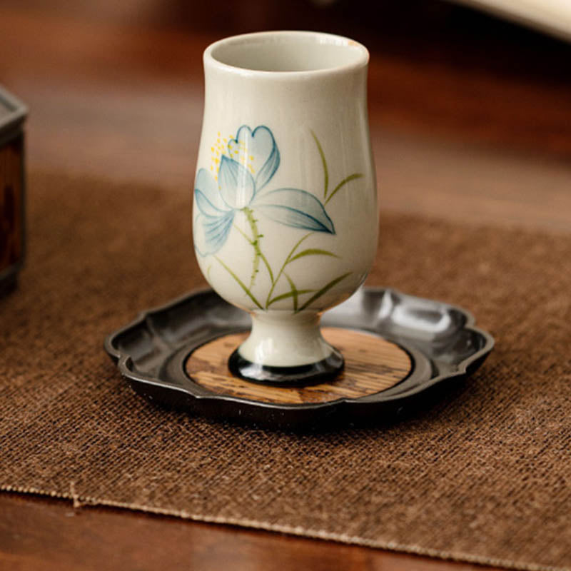 Handbemalte Lotus-Teetasse aus Keramik, 70 ml | Kung-Fu-Tee
