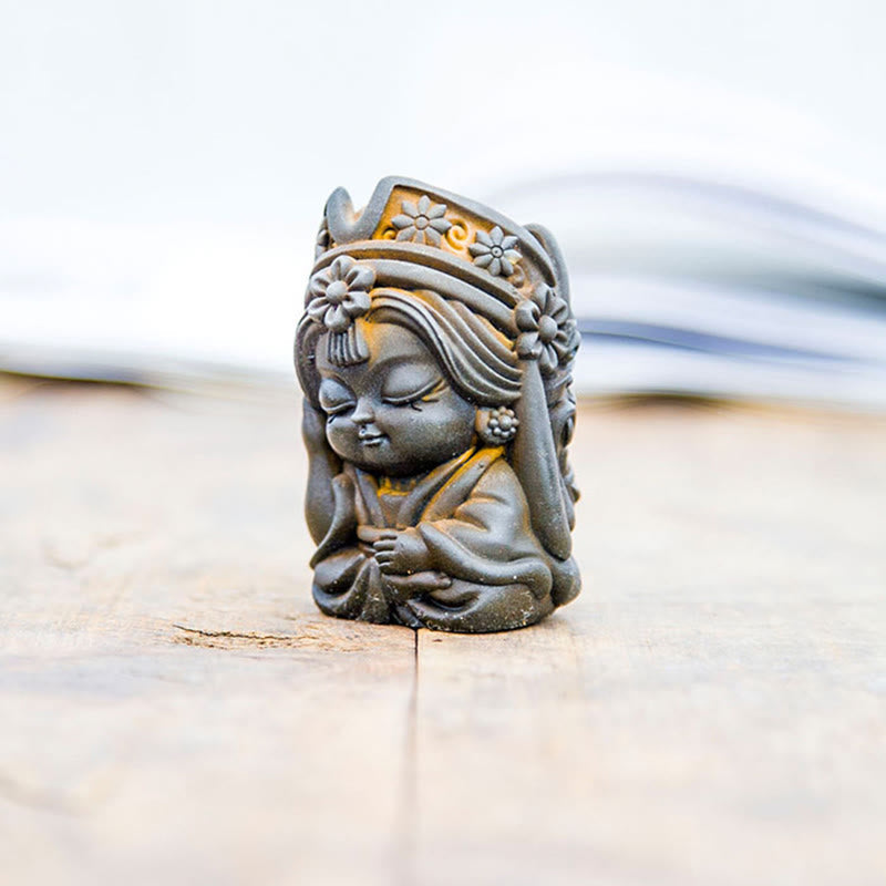 Handgefertigte 7 cm große Zakiram-Statue aus Rosteisenpulverharz