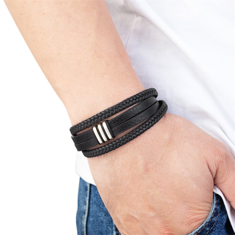 Handgefertigtes spirituelles Armband aus geflochtenem Leder mit Schnalle aus Titanstahl
