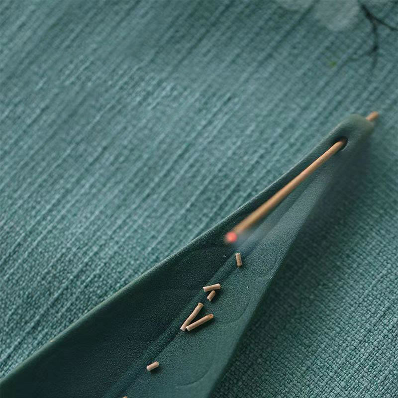 Handgefertigter Keramik-Weidenblatt-Räucherbrenner zur Heilung