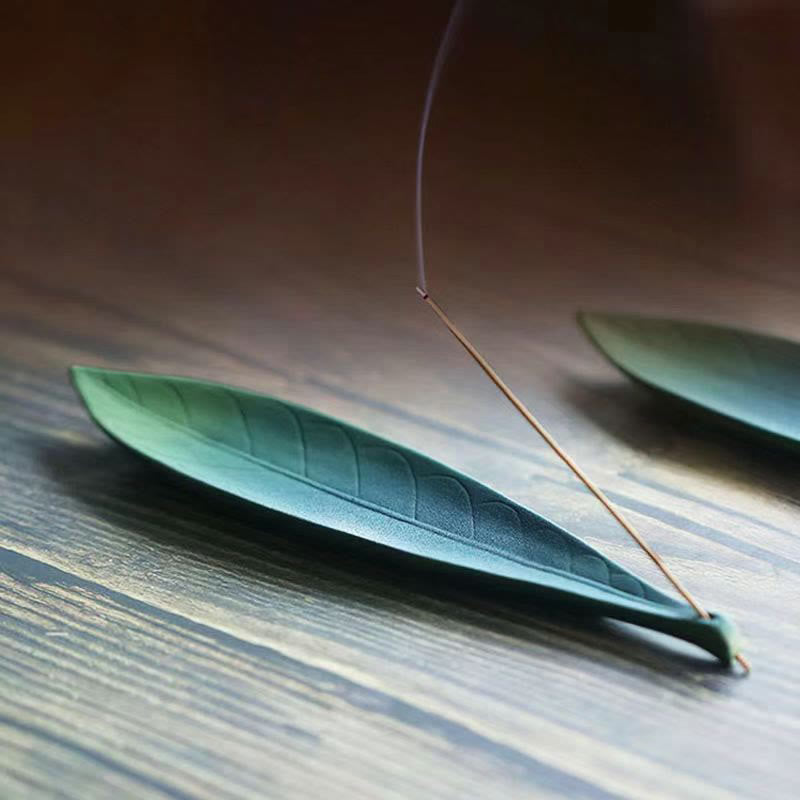 Handgefertigter Keramik-Weidenblatt-Räucherbrenner zur Heilung