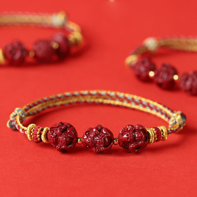 Handgefertigtes chinesisches Sternzeichen-Armband aus Zinnober mit dunkelrotem Segensband