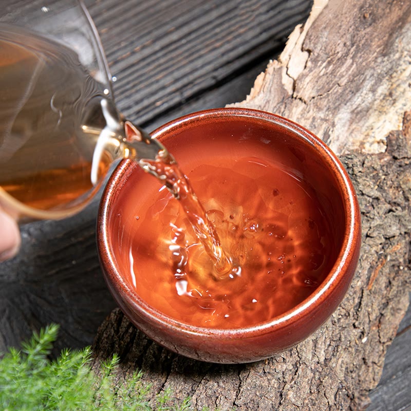 Handgefertigte Keramik-Teetasse im Lotus-Design für die Kung-Fu-Teezeremonie