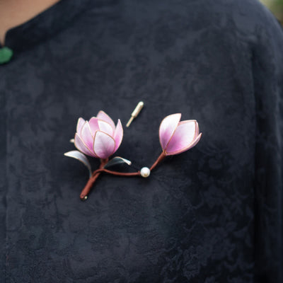 Handgemachte lila Magnolien-Haarnadel aus Yangzhou-Seidenblume