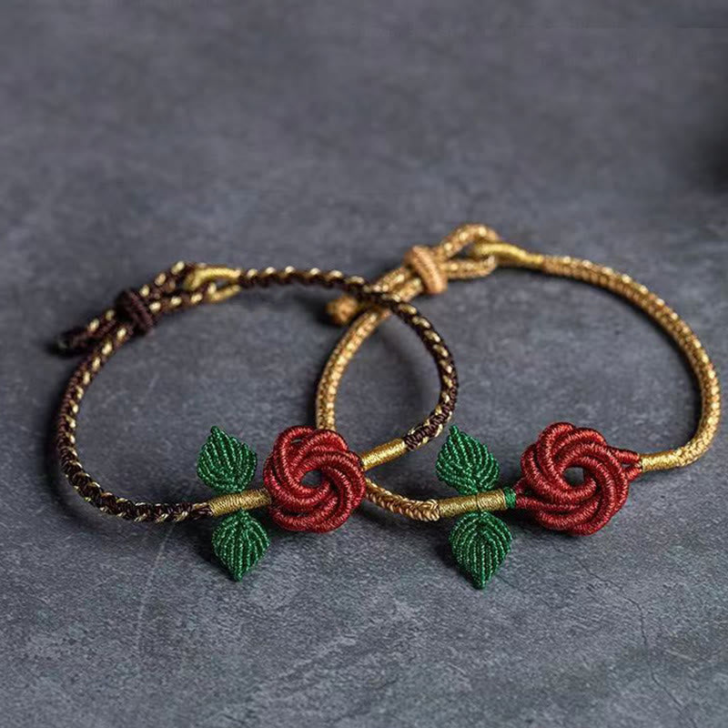 Handgefertigtes rotes Schnurarmband mit achtfädigem Friedensknoten für Glück