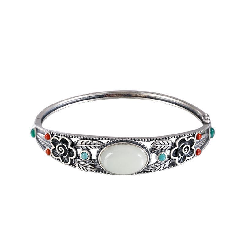 Harmony Luck Jade-Armband mit Blumenblatt-Design