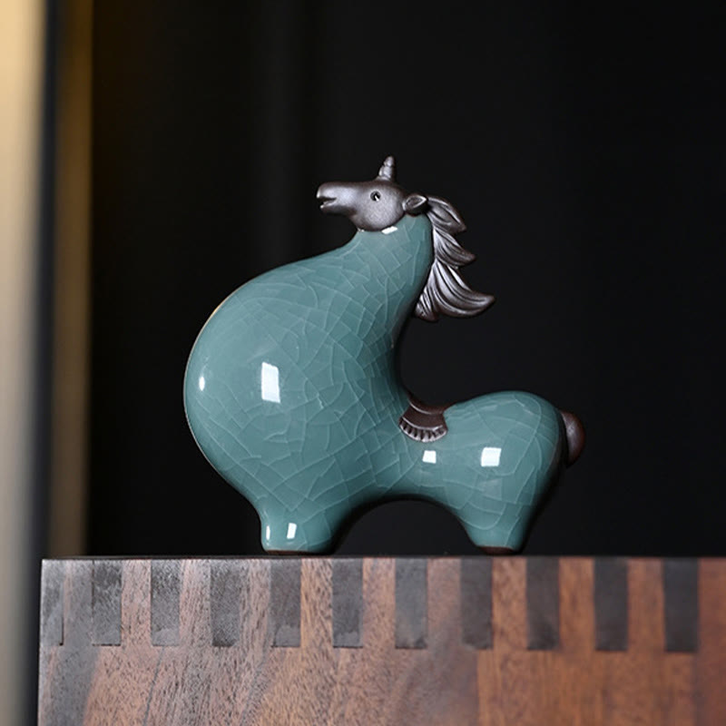 Keramik-Pferdefigur mit gesenktem Kopf, 11 cm, für Erfolg und Freiheit