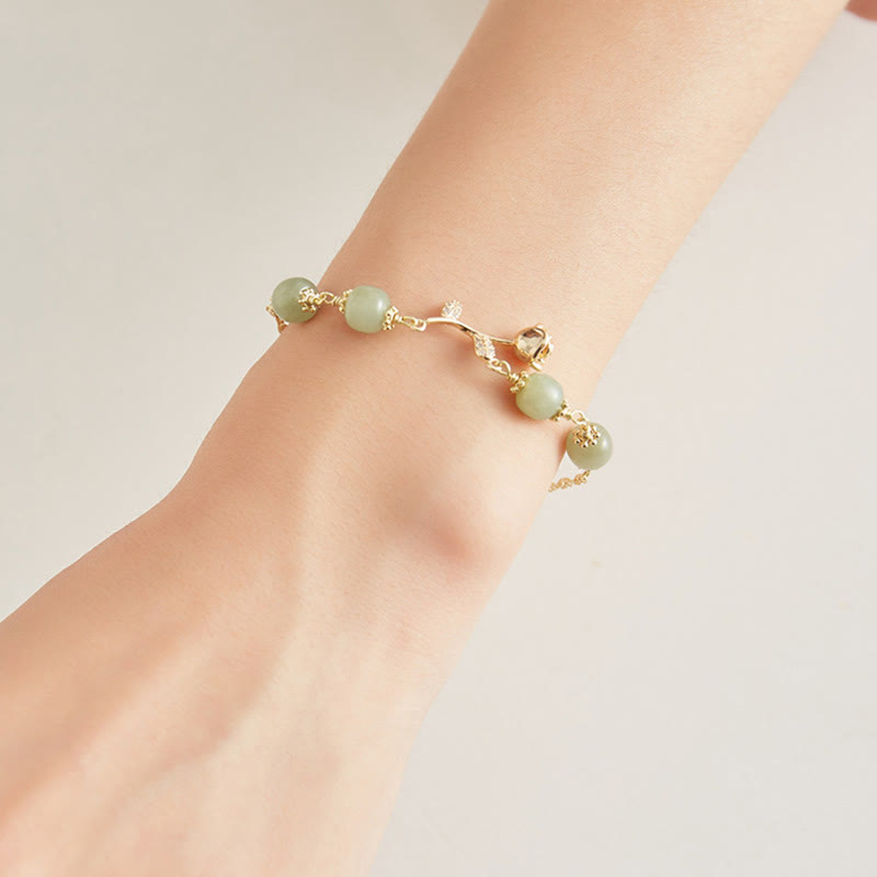 Glückskettenarmband aus Hetian-Jade, 14 Karat vergoldet