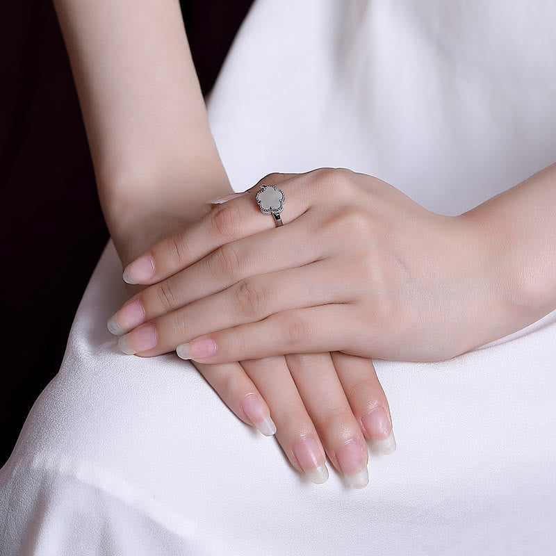 Hetian Jade Blumen-Halskette und Ring-Set aus Sterlingsilber, vergoldet für Glück