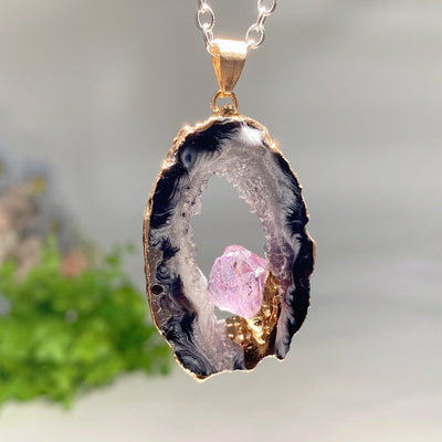 Unregelmäßiger Druzy-Amethyst-Anhänger, 3,8–5,1 cm, Kristallheilung