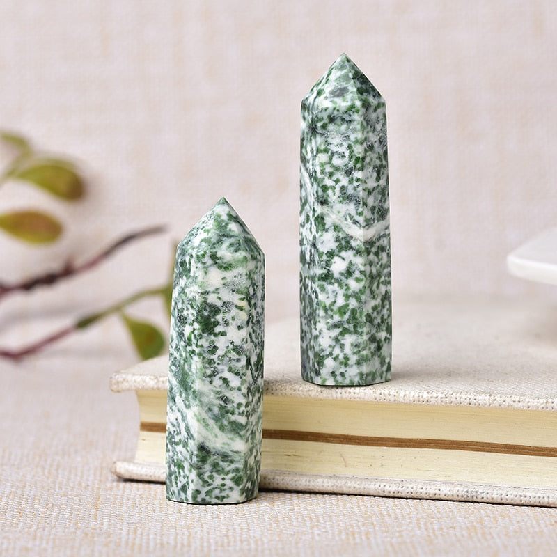 Jade-Heilturm für das Gleichgewicht des Herzchakras
