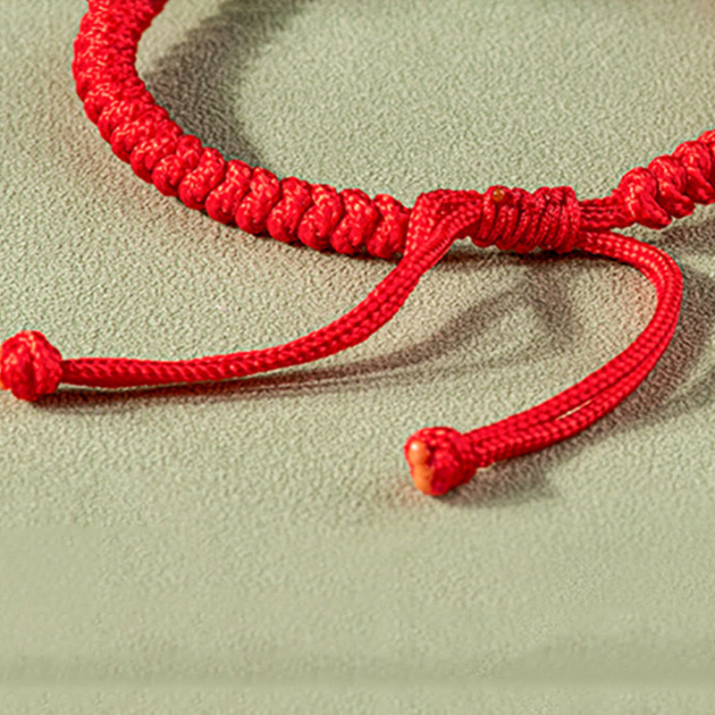Jade Pi Xiu Schutzarmband mit King Kong Knoten, rote Schnur