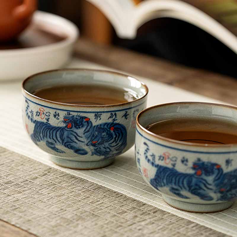Jingdezhen handbemalte Tiger-Teetasse aus Keramik, 140 ml