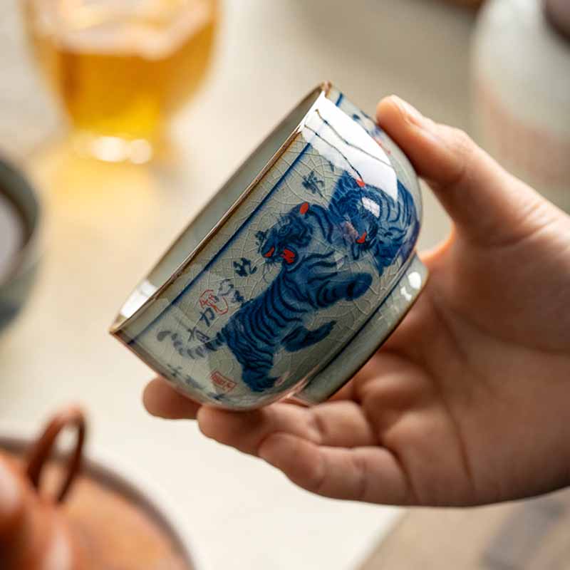 Jingdezhen handbemalte Tiger-Teetasse aus Keramik, 140 ml