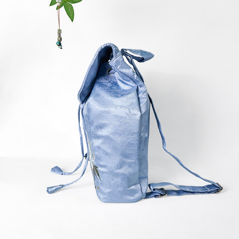 Großer blauer Rucksack mit Kamelien-Stickerei, Spiritual Collection