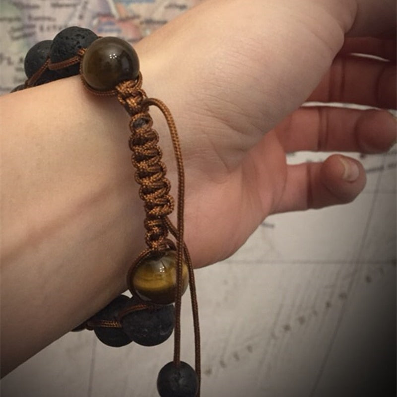 Armband aus Lavastein und Tigerauge-Edelstein