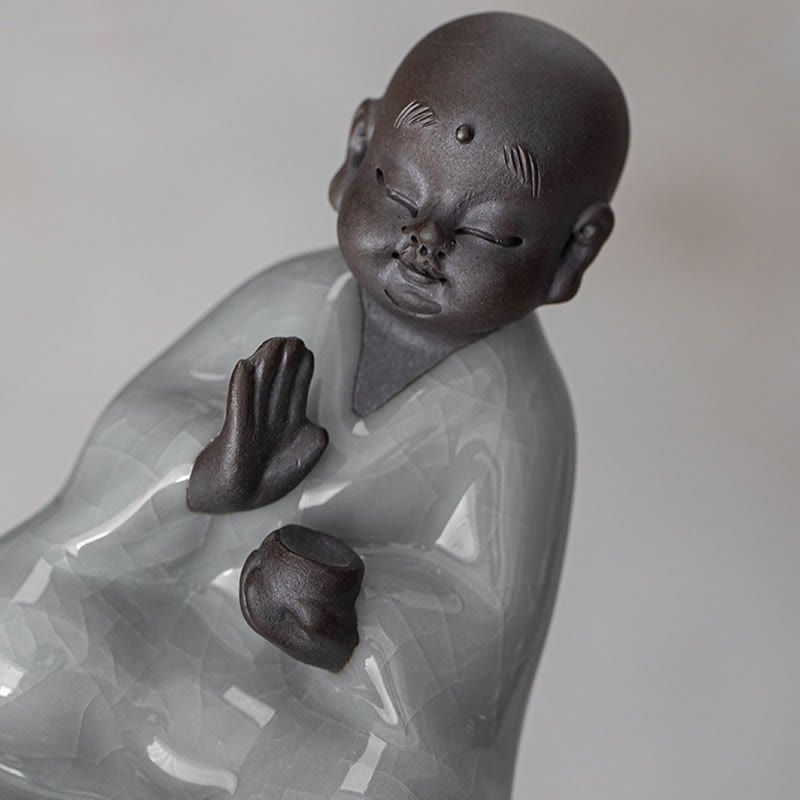 Kleiner Zen-Mönch, Keramik-Teesieb, Meditations-Buddha-Statue