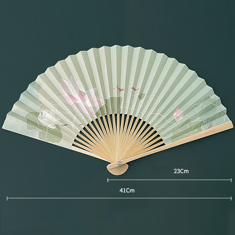 Chinesischer Faltfächer mit Lotusblume und Bambus und Papier