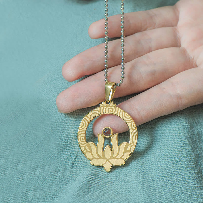 Lotus-Halskette aus Titanstahl mit Shurangama-Mantra-Projektion