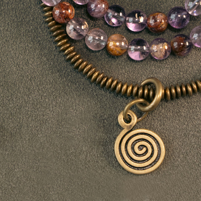 Armband der Liebe und Vergebung mit violettem Phantom, rotem Hämatoid und grünem Rutilquarz