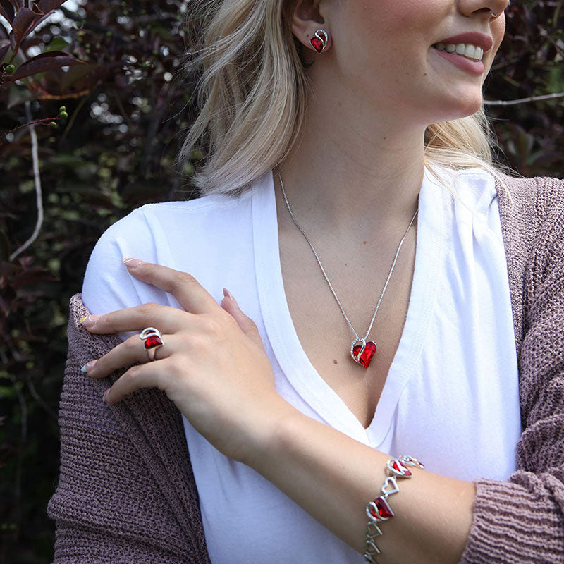 Halskette mit Geburtsstein-Anhänger „Love Heart“ und heilender Energie