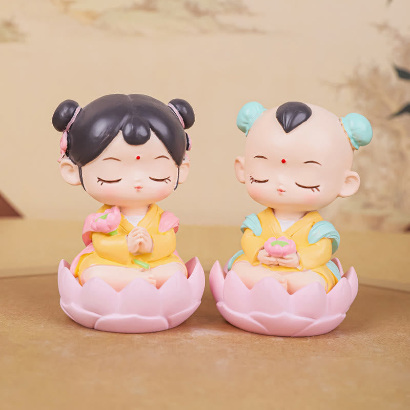 Meditation Avalokitesvara Harzstatue mit Jungen- und Mädchenfiguren