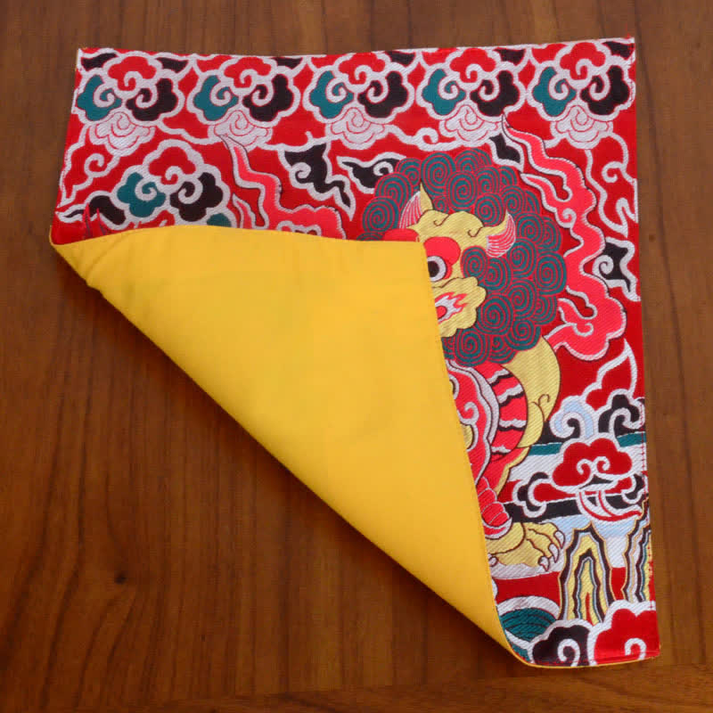 Meditations-Gebetsaltarmatte mit Fengshui-Kirin-Symbol