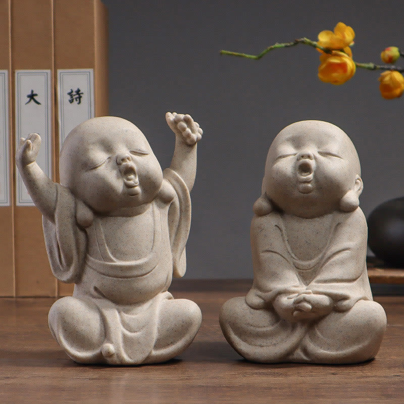 Meditationsstatue aus Harz-Buddha-Mönch für Gelassenheit zu Hause