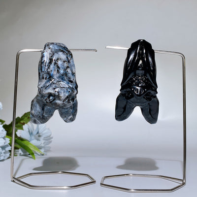 Mittlere Kristall-Fledermausschnitzerei mit Ständer, natürliches Edelstein-Display