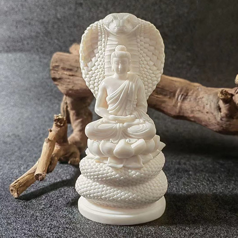 Mittlere Elfenbein-Buddha-Statue mit Schlangen-Lotus-Gelassenheitssymbol